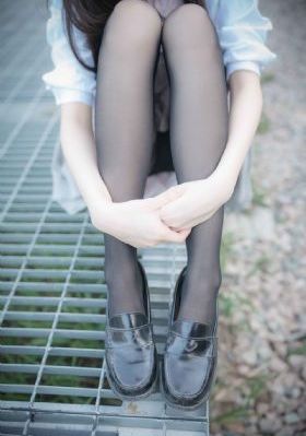 年轻的秘书